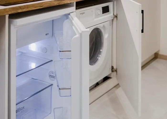 Green Apartment アパート